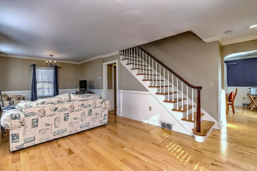 640 Bunker Hill Avenue, Waterbury, CT 06708 - Image #3