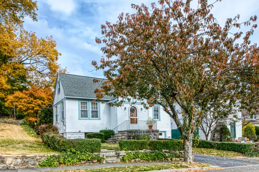 30 Sherman Avenue, Greenwich, CT 06830 - Image #3