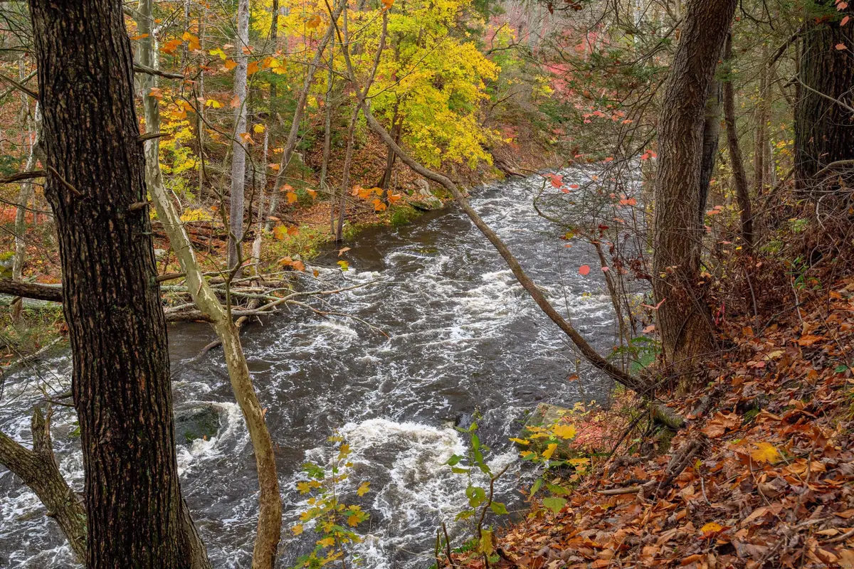 10 Riverview Court #10, Brookfield, CT 06804 - Image #1