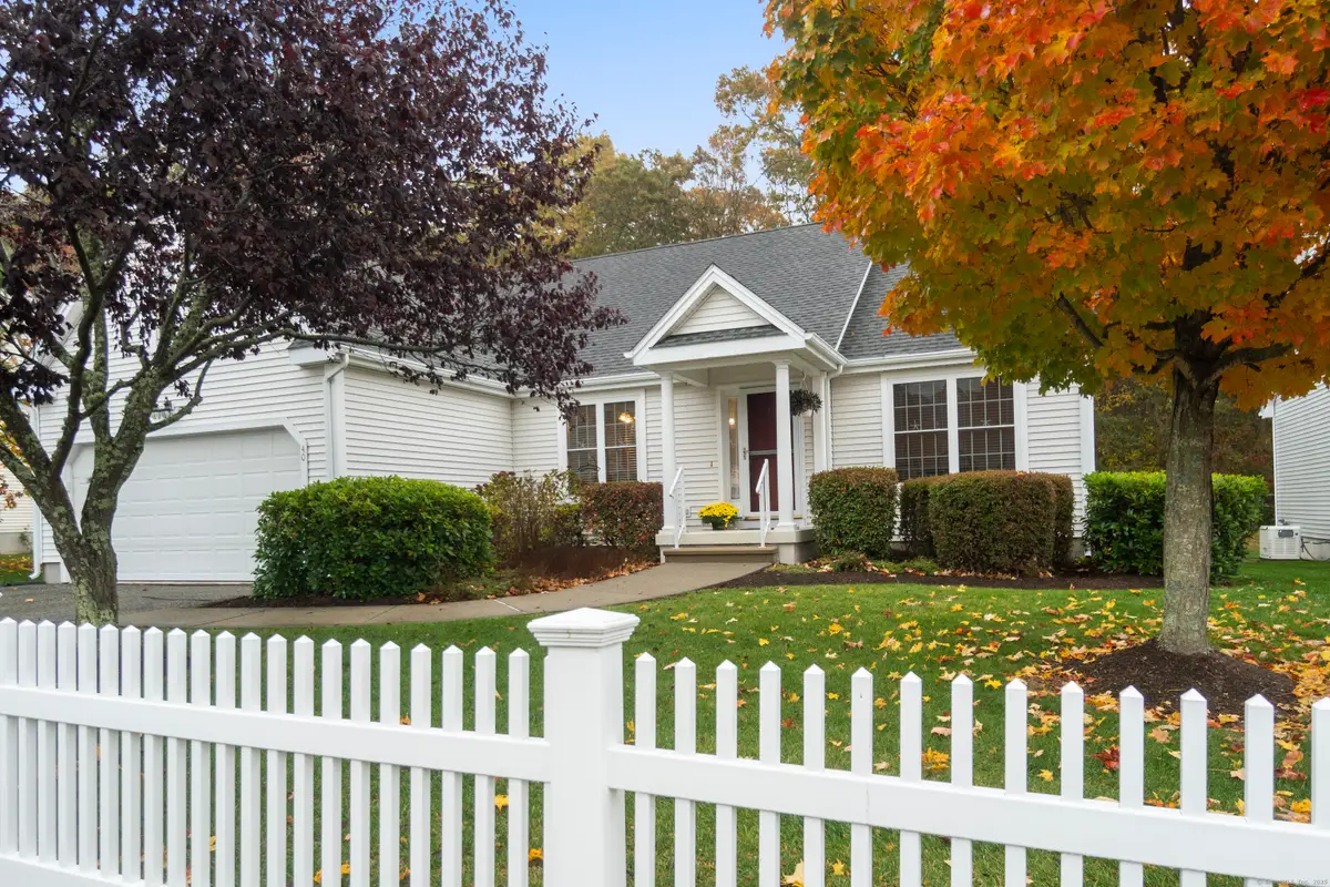 40 Spinnaker Drive #40, East Lyme, CT 06357 - Image #1
