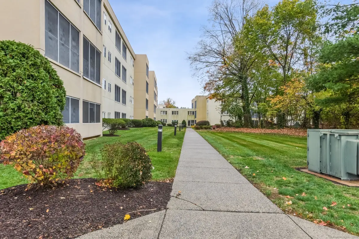 75 Washington Avenue #3-202, Hamden, CT 06518 - Image #1