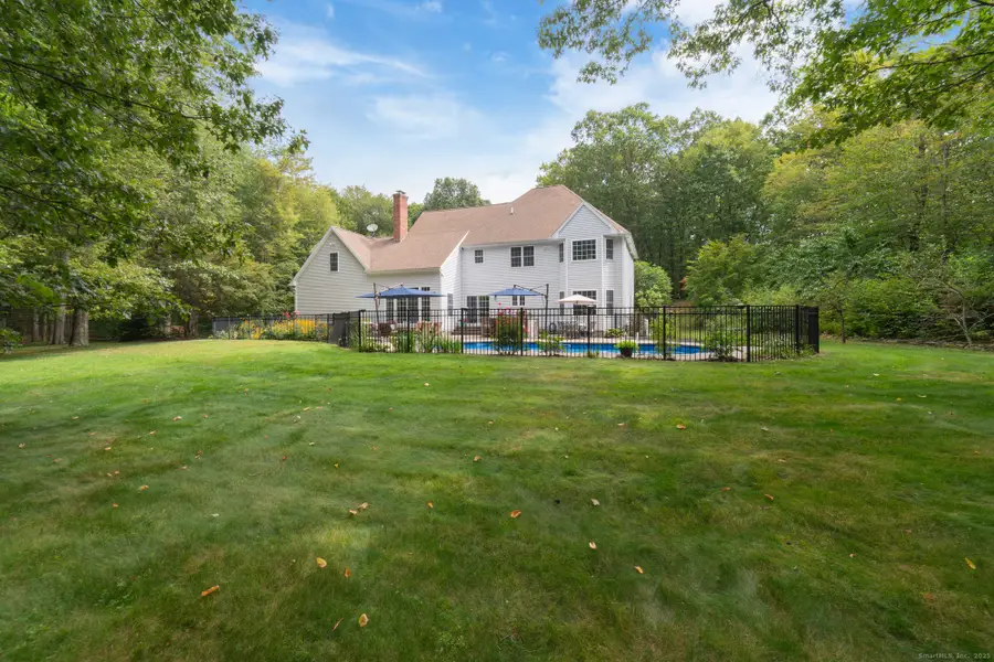 7 Butternut Lane, Oxford, CT 06478 - Image #2