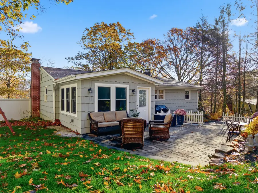 72 Society Road, East Lyme, CT 06357 - Image #2