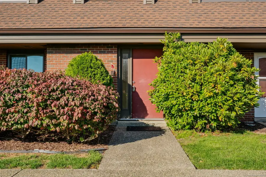 60 Montoya Drive #60, Branford, CT 06405 - Image #3