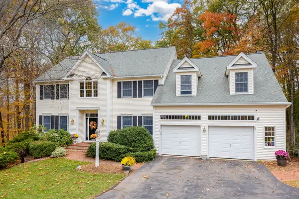 179 Rampart Drive, Glastonbury, CT 06033