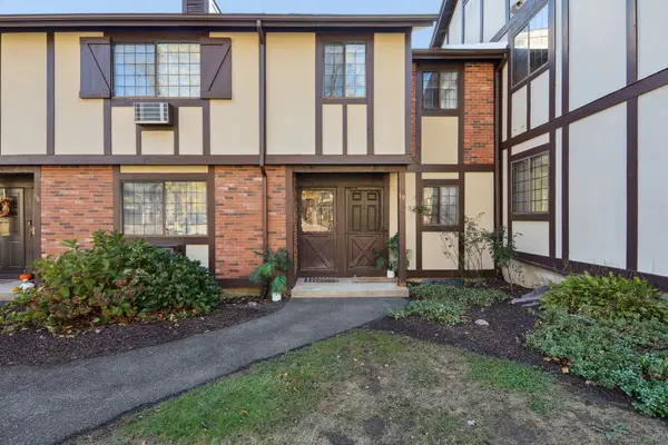 20 Andover Court #20, Brookfield, CT 06804