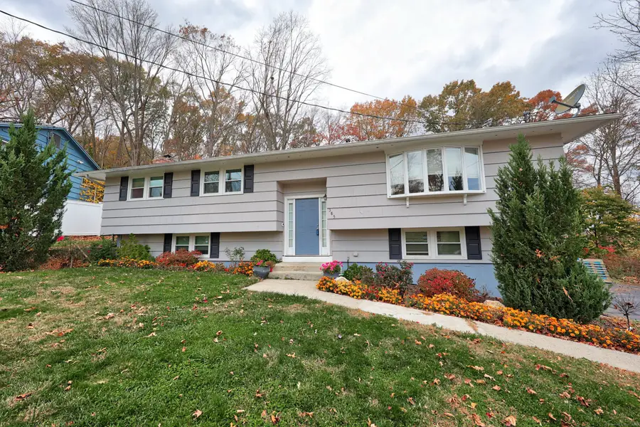 385 Gaylord Drive, Waterbury, CT 06708 - Image #2