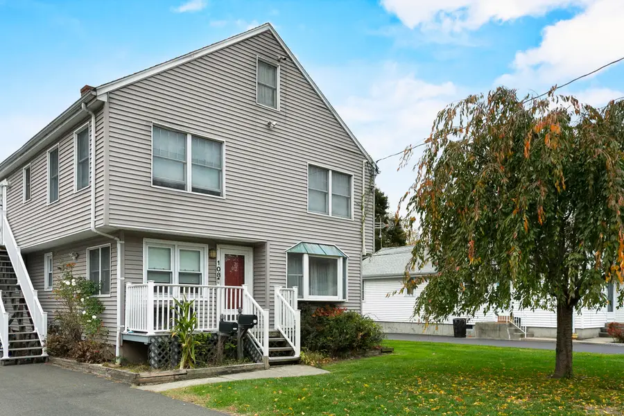 108 Roseville Street, Fairfield, CT 06825 - Image #3