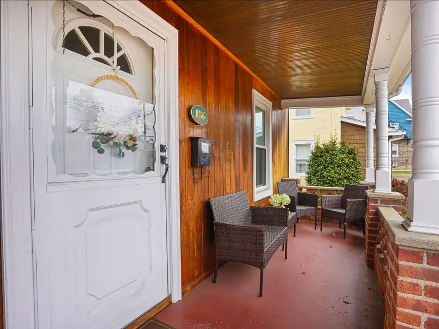 188 Hamilton Avenue, Greenwich, CT 06830 - Image #2