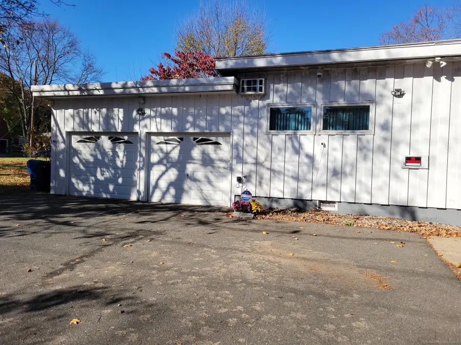 281 South Road, Farmington, CT 06032 - Image #2