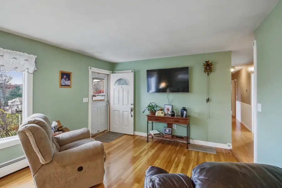 137 Maple Hill Road, Naugatuck, CT 06770 - Image #3