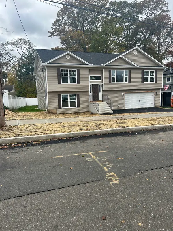 18 Albion Avenue, West Haven, CT 06516