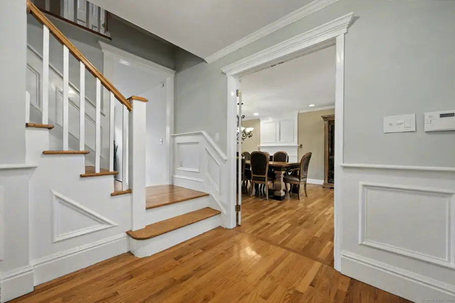 8 Messex Lane, Weston, CT 06883 - Image #3