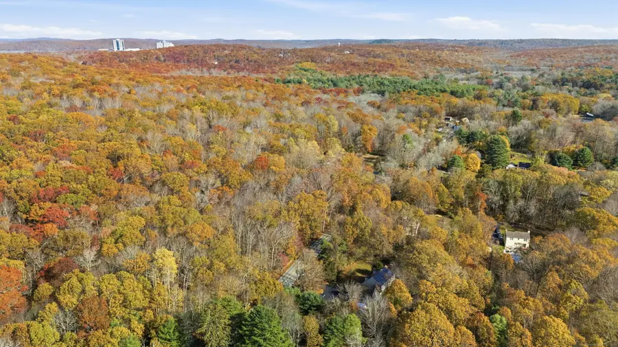 134 Iron Street, Ledyard, CT 06339 - Image #3