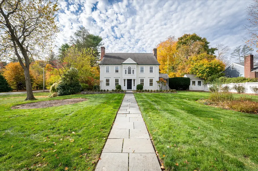 605 Brooklawn Avenue, Fairfield, CT 06825 - Image #2