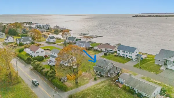 178 Shore Road, Waterford, CT 06385