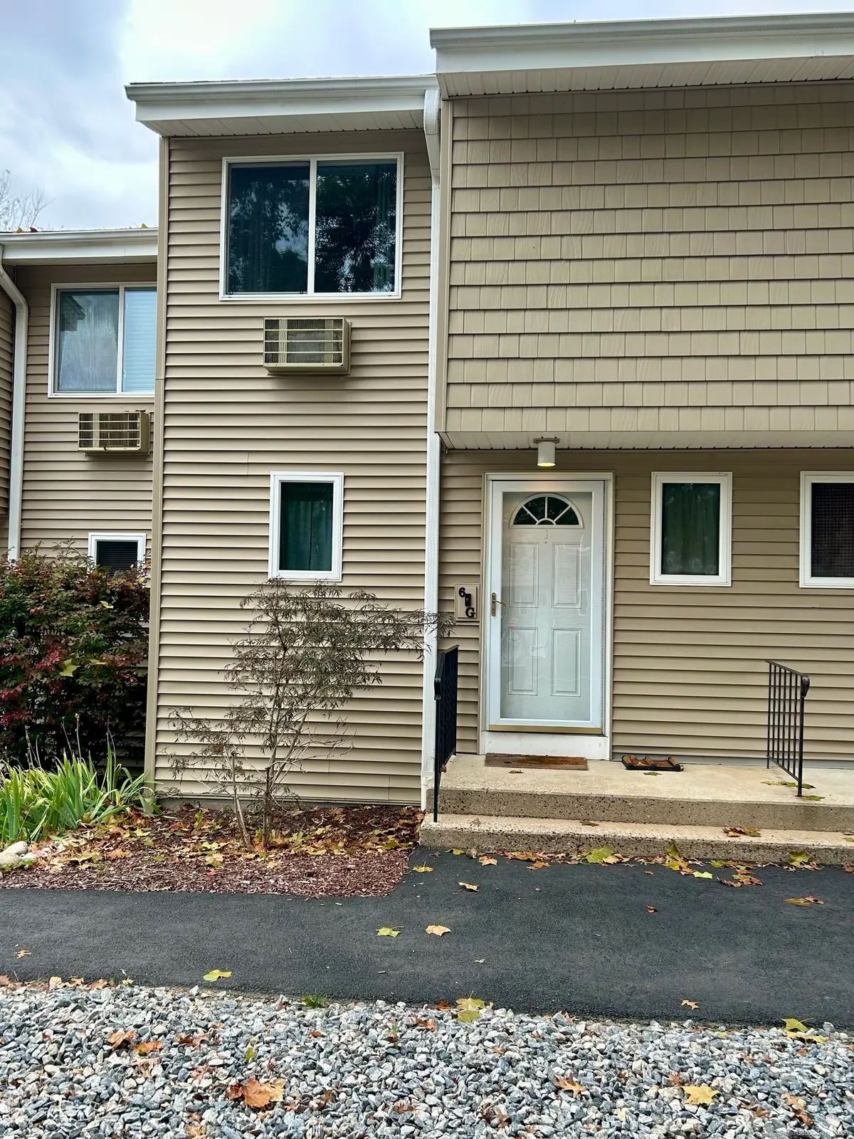 220 Main Street #APT 6G, New Hartford, CT 06057 - Image #1