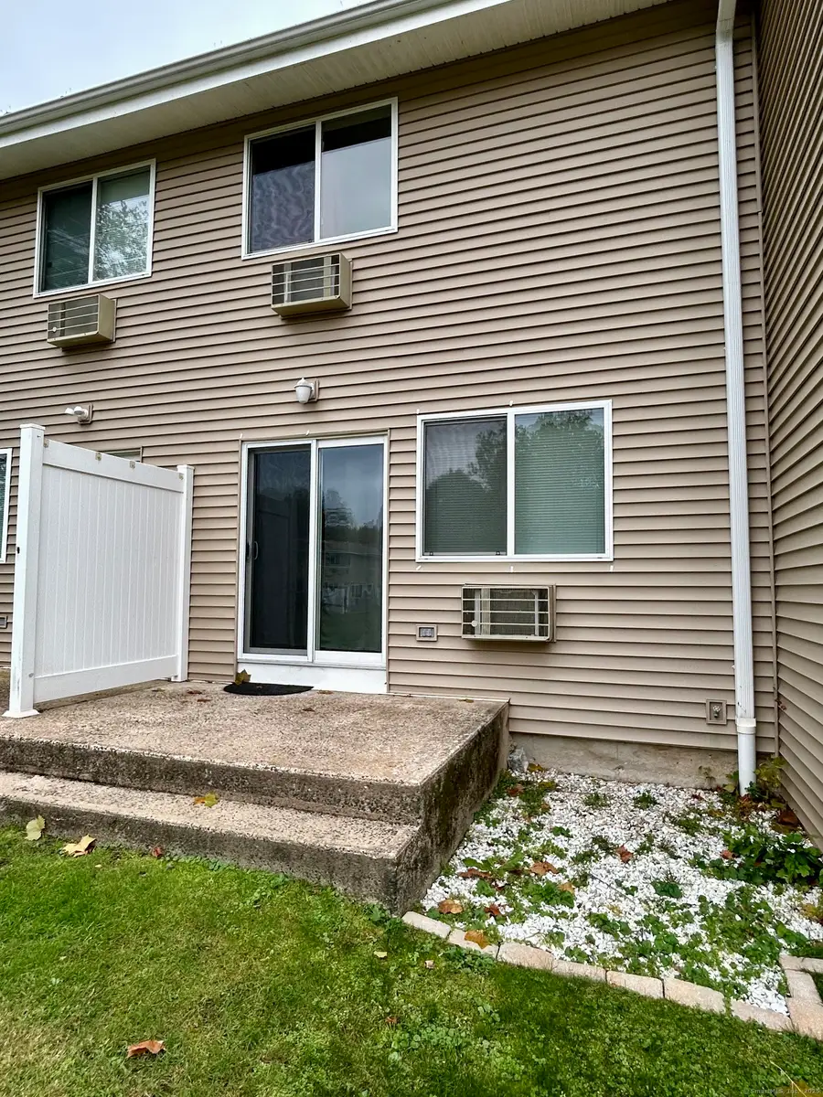 220 Main Street #APT 6G, New Hartford, CT 06057 - Image #2