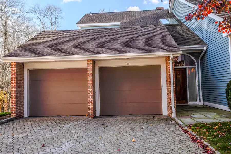 185 Regents Park #185, Westport, CT 06880 - Image #2