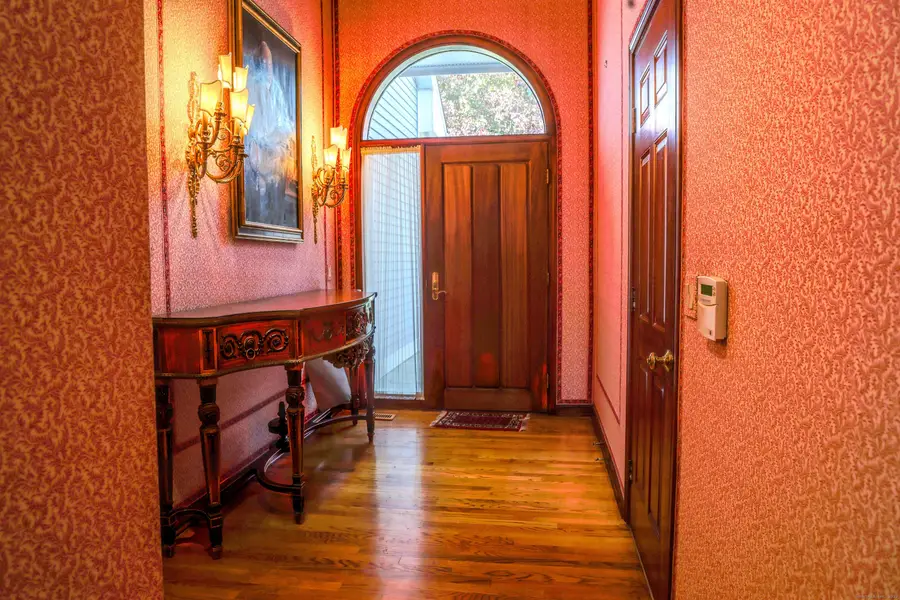 185 Regents Park #185, Westport, CT 06880 - Image #3