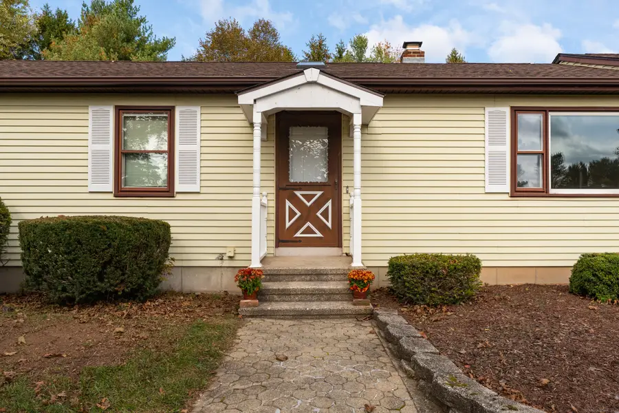 11 Musket Drive, North Haven, CT 06473 - Image #3