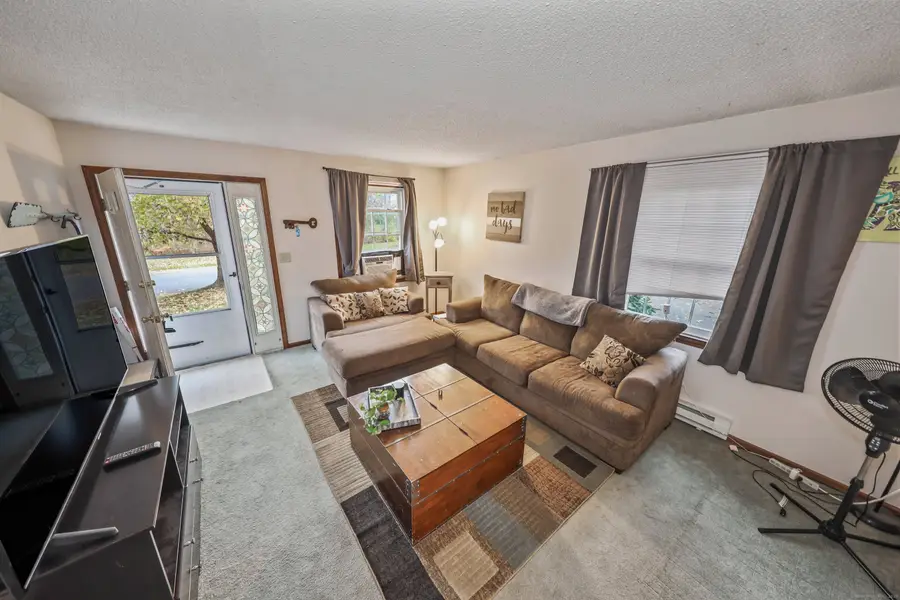 13 Holt Street #APT 52, Plymouth, CT 06786 - Image #3