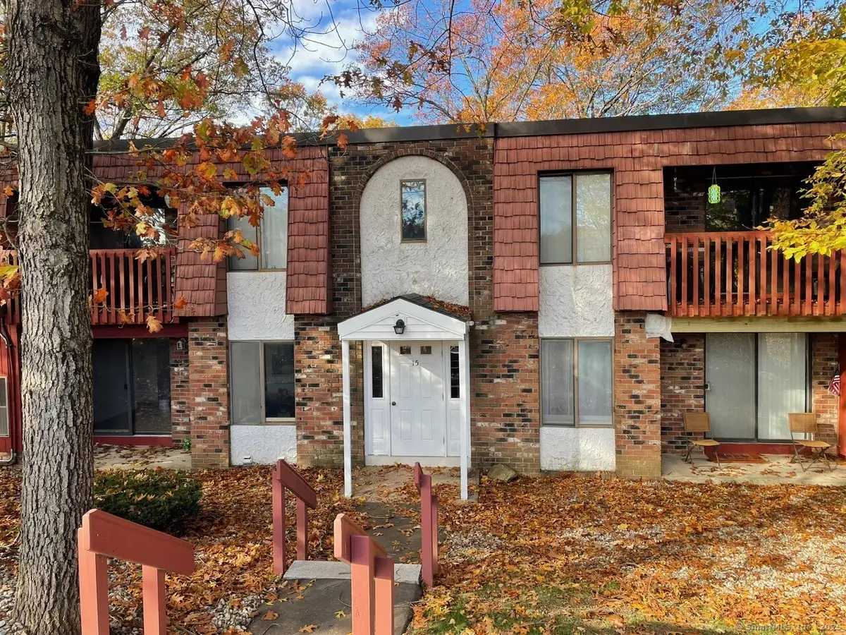 15 Woodsedge Drive #Apt 6C, Newington, CT 06111 - Image #1