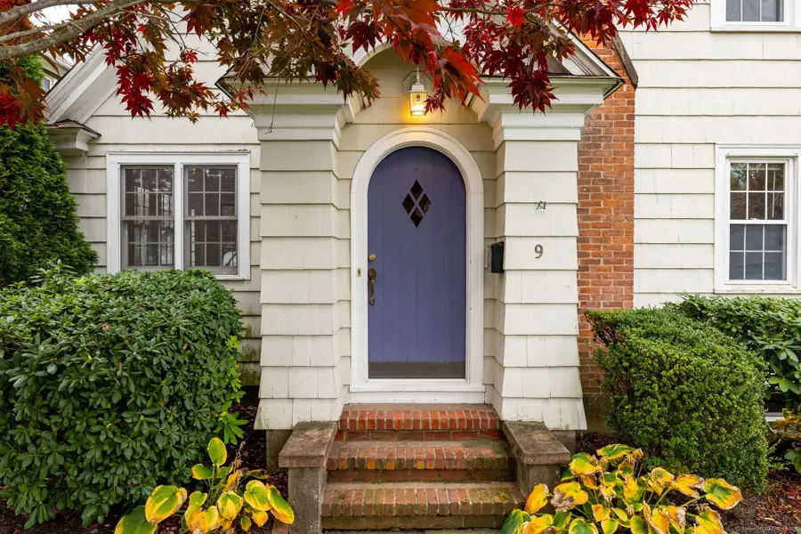 9 Avalon Place, Wethersfield, CT 06109 - Image #2