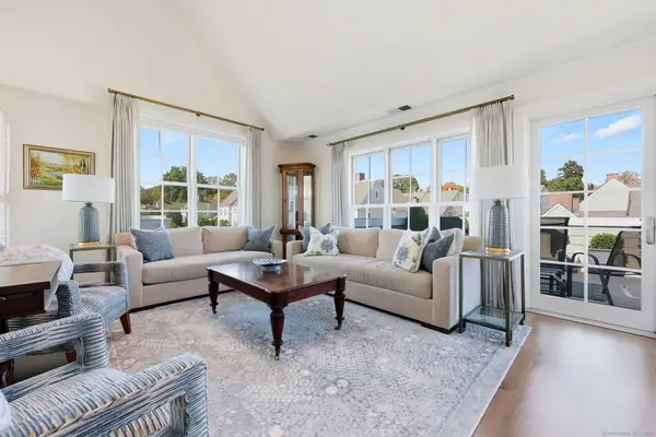 77 Havemeyer Lane #420, Stamford, CT 06902