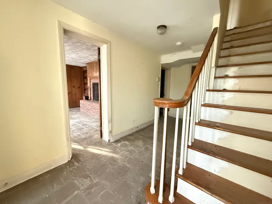 17 Woodlawn Avenue, Norwalk, CT 06854 - Image #3