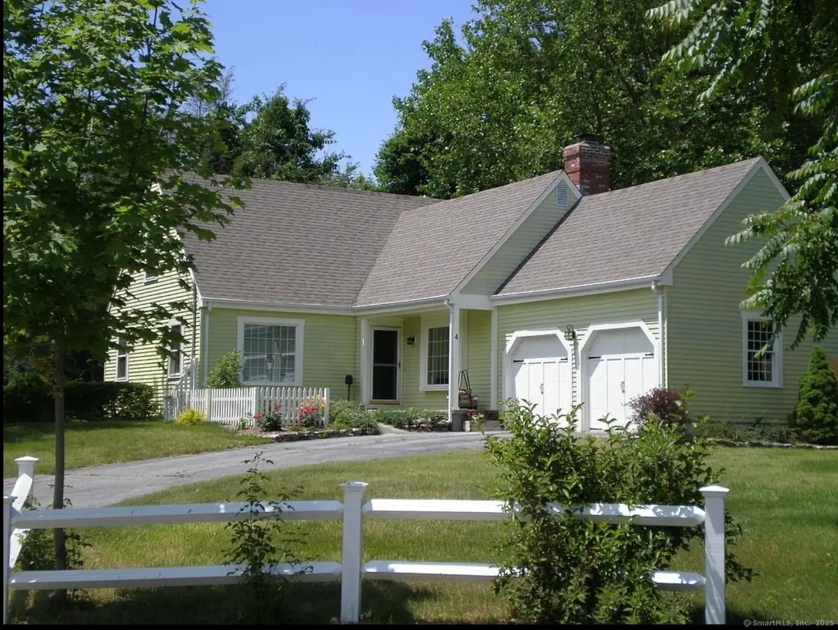 4 Gibbons Circle, Old Saybrook, CT 06475 - Image #1