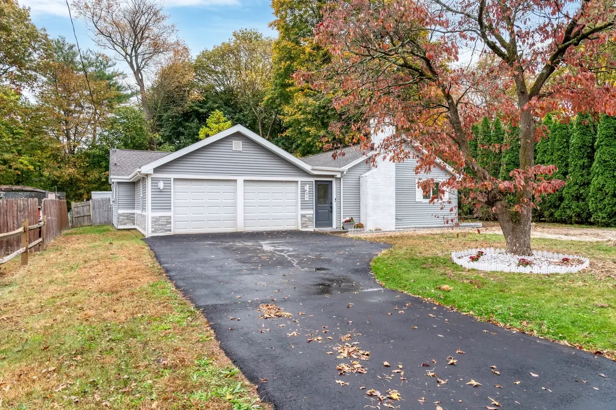 84 Connecticut Avenue, Newington, CT 06111 - Image #1