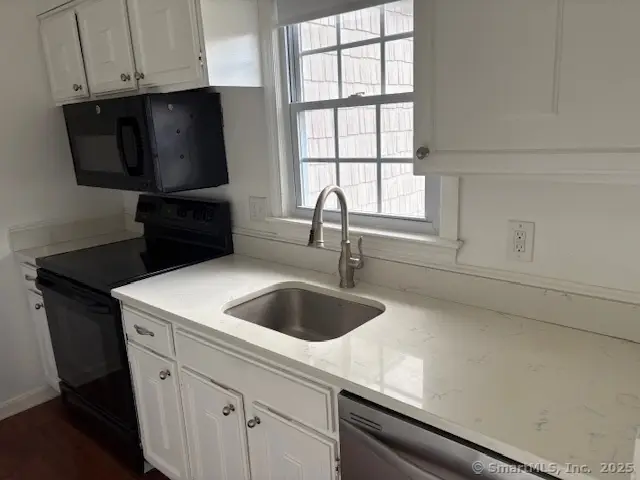 90 Old Farms Lane #90, New Milford, CT 06776 - Image #3