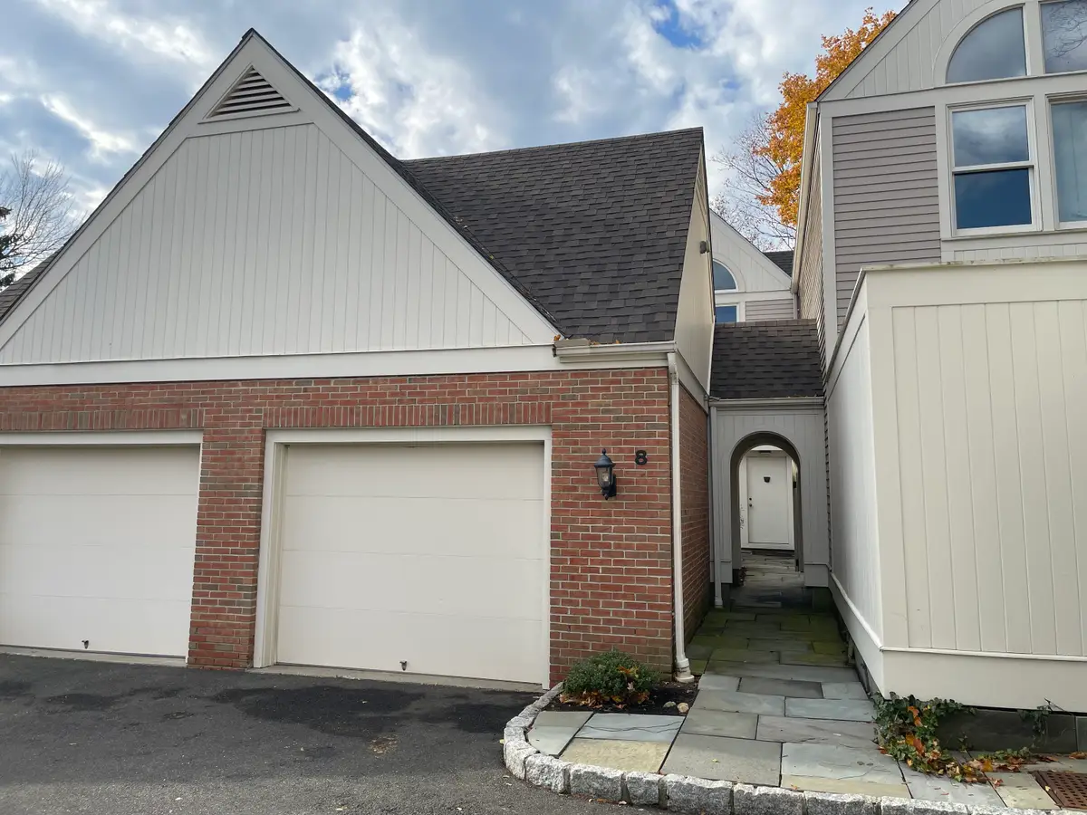 8 Sedgwick Village Lane, Darien, CT 06820 - Image #1