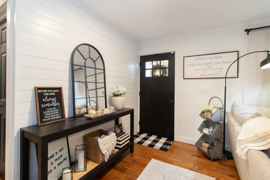 570 Bradley Street, East Haven, CT 06512 - Image #3