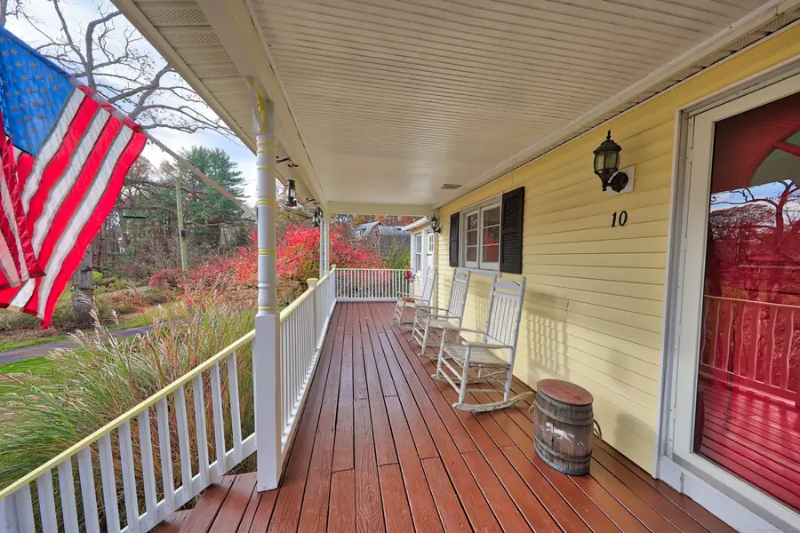 10 Kulas Terrace, Seymour, CT 06483 - Image #2