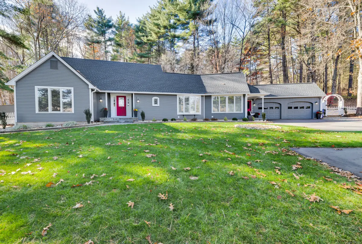 11 Hollister Drive, Avon, CT 06001 - Image #1