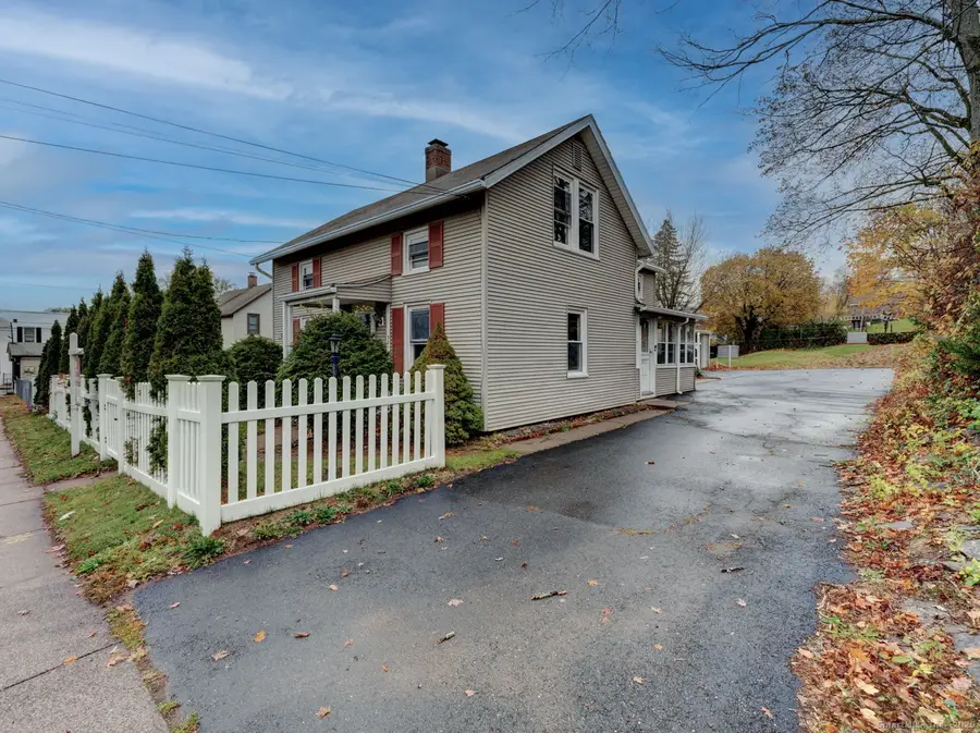 257 Spruce Street, Manchester, CT 06040 - Image #2