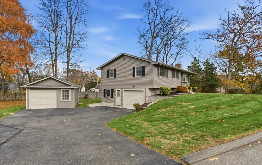 31 Lynn Drive, Meriden, CT 06451 - Image #3