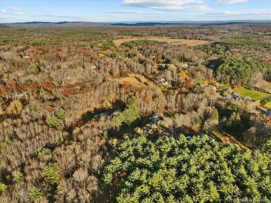 36 Holcomb Street, Simsbury, CT 06070 - Image #3