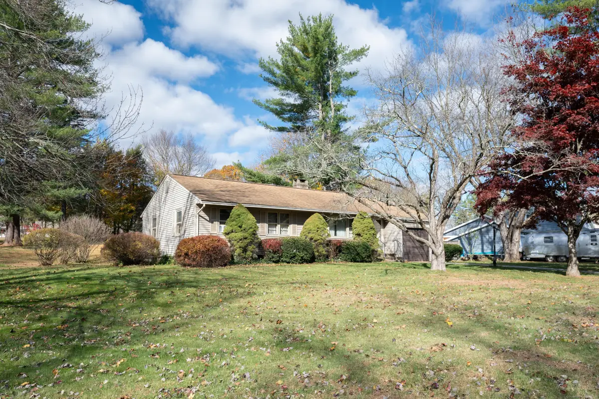 2 Old Grays Bridge Road, Brookfield, CT 06804 - Image #1