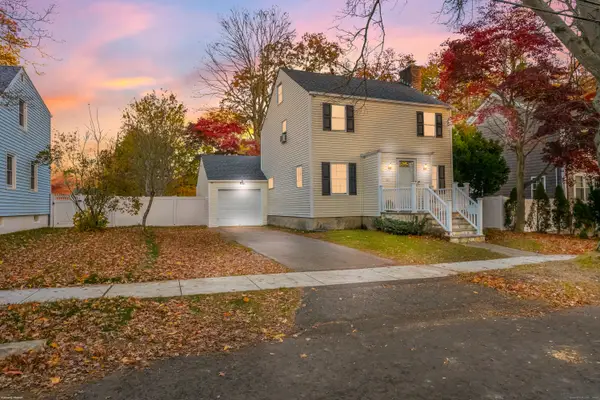 30 Winfield Drive, Stratford, CT 06615