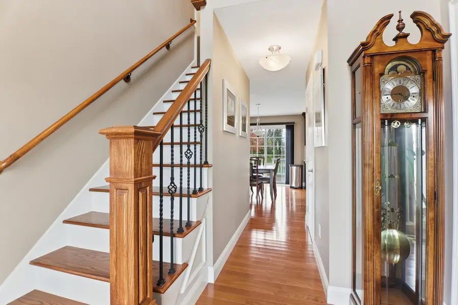 10 Hayfield Lane, East Windsor, CT 06016 - Image #3