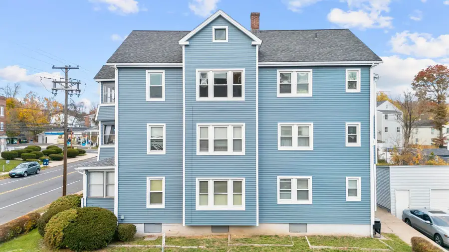 1467 Corbin Avenue, New Britain, CT 06053 - Image #3