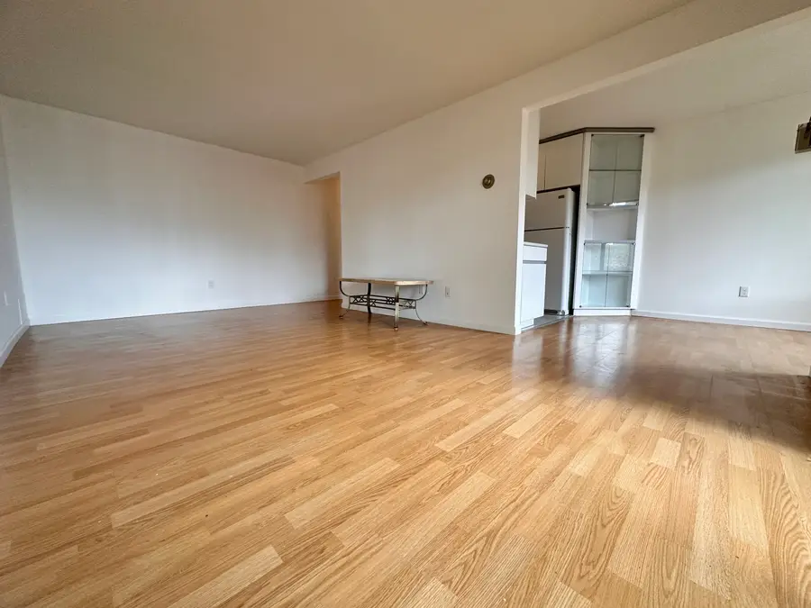 15 Woodsedge Drive #APT 4B, Newington, CT 06111 - Image #3