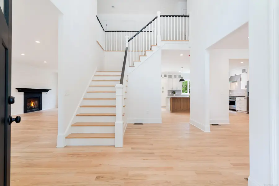 815 James Farm Road, Stratford, CT 06614 - Image #3