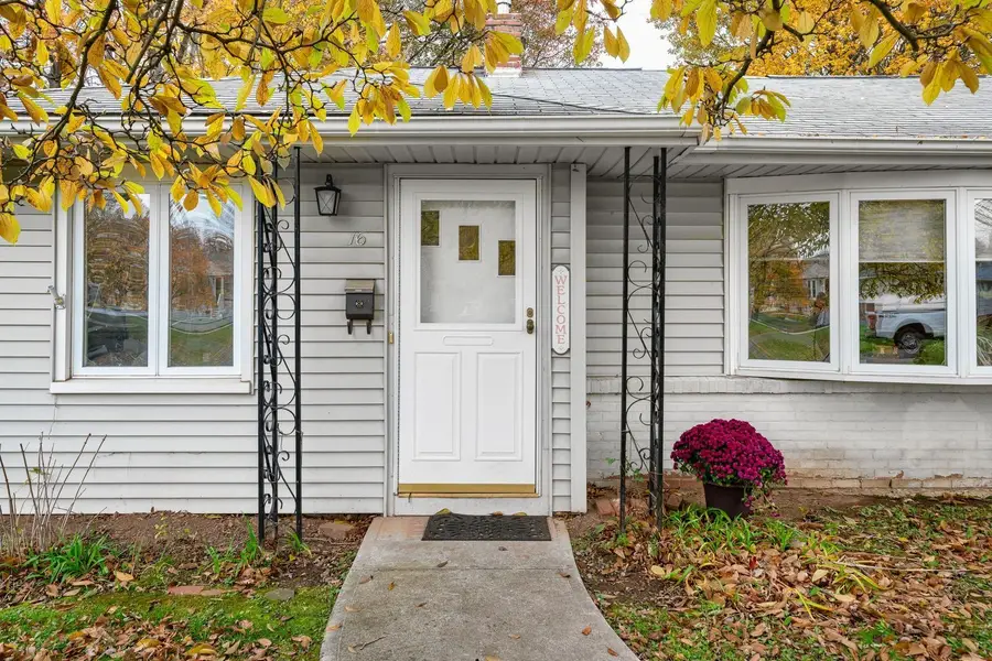 16 Thornton Drive, Newington, CT 06111 - Image #2