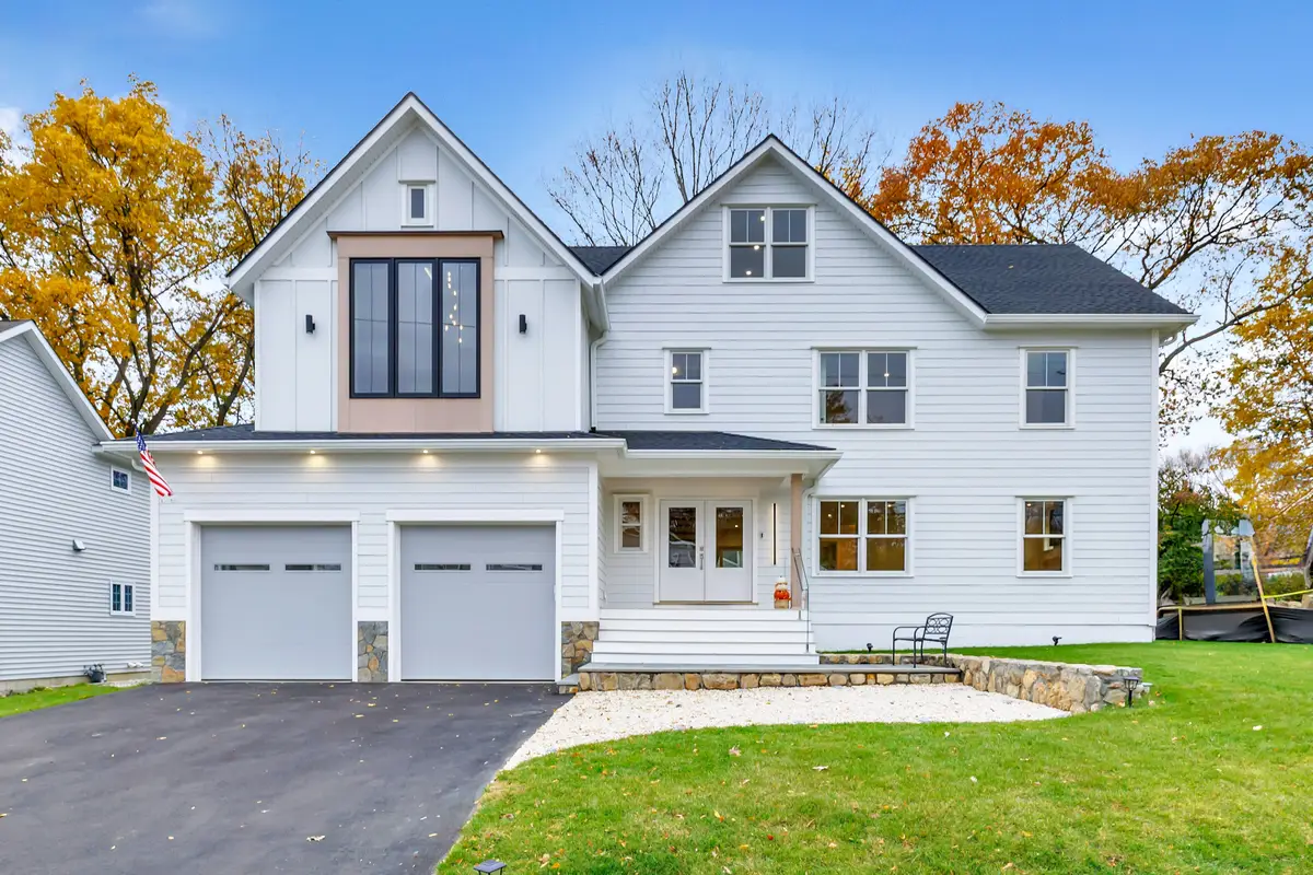 309 Hunyadi Avenue, Fairfield, CT 06824 - Image #1