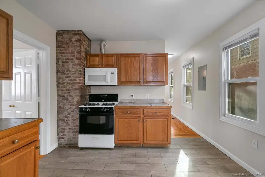 39 Lander Street, New Haven, CT 06511 - Image #2