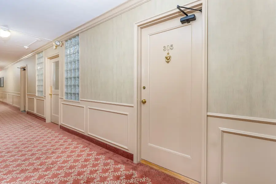 869 Farmington Avenue #APT 305, West Hartford, CT 06119 - Image #3